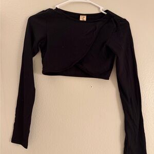 Black Long Sleeve Crop Top warm up for ballet